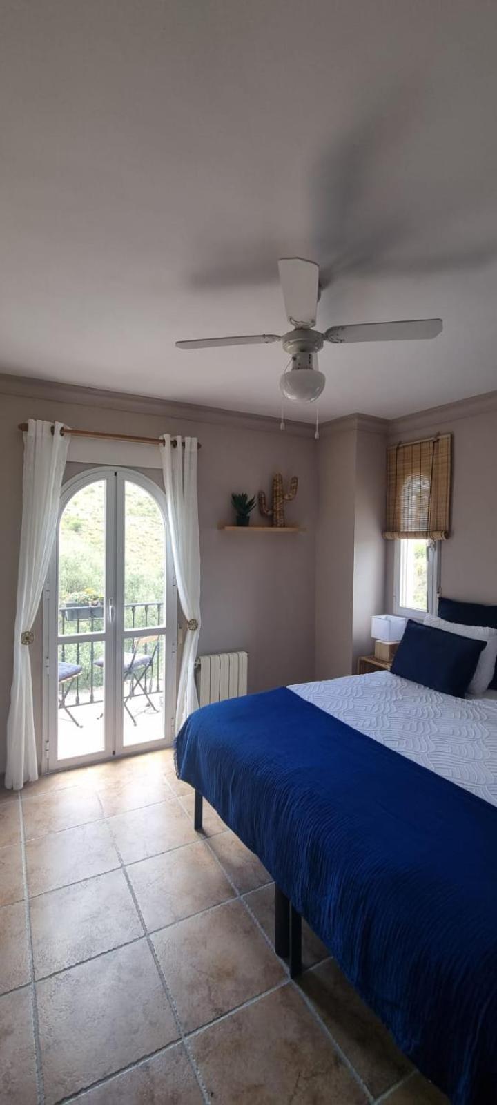 La Vista Vinuela Bed & Breakfast ภายนอก รูปภาพ